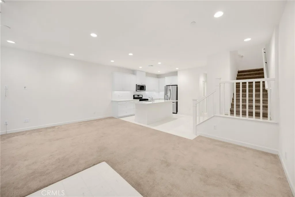 3530 E Delight Paseo 208, Ontario, California 91761 home-pic-10