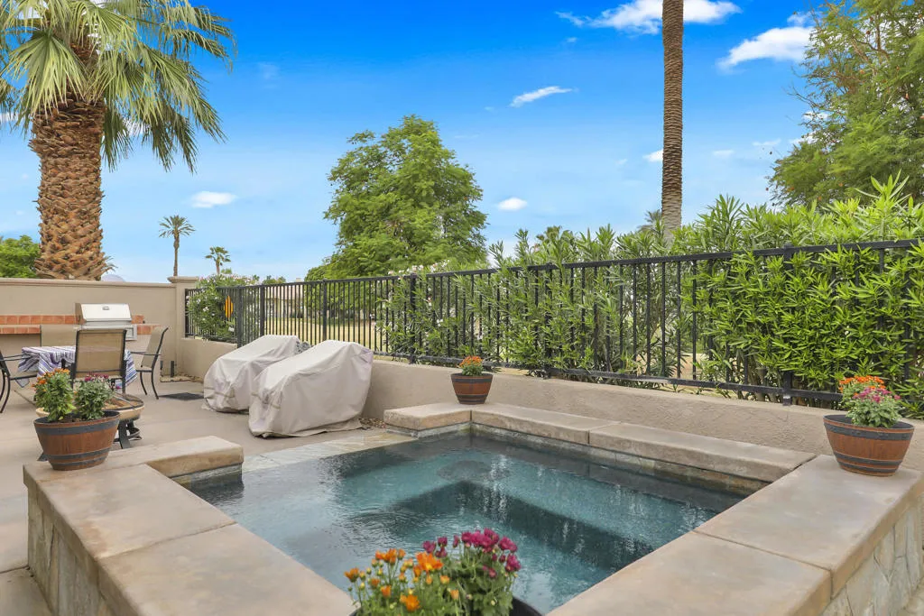 82810 Odlum Drive, Indio, California 92201 home-pic-3