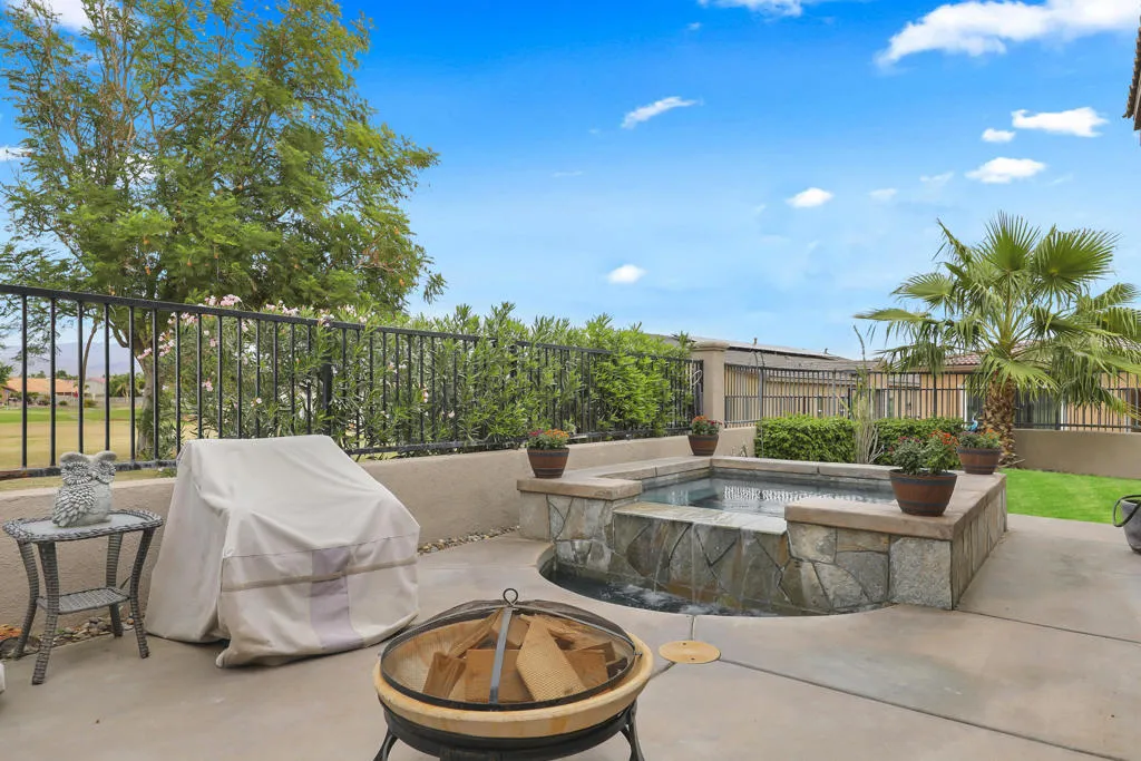 82810 Odlum Drive, Indio, California 92201 home-pic-1