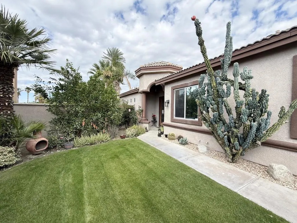 82810 Odlum Drive, Indio, California 92201 home-pic-9