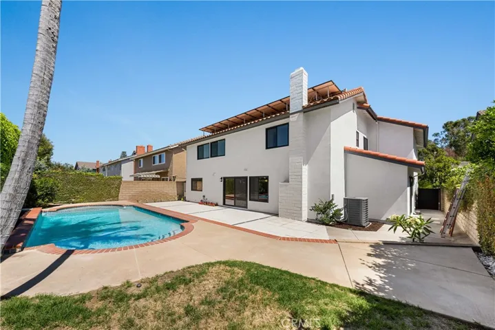 25011 Mammoth Circle, Lake Forest, California 92630