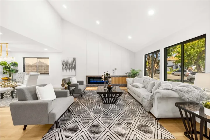 25011 Mammoth Circle, Lake Forest, California 92630