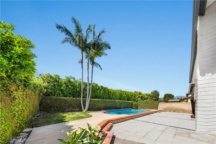 25011 Mammoth Circle, Lake Forest, California 92630