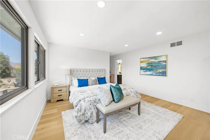 25011 Mammoth Circle, Lake Forest, California 92630