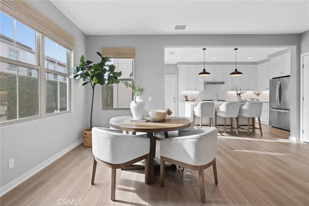 152 Newburry, Irvine, California 92618 home-pic-7