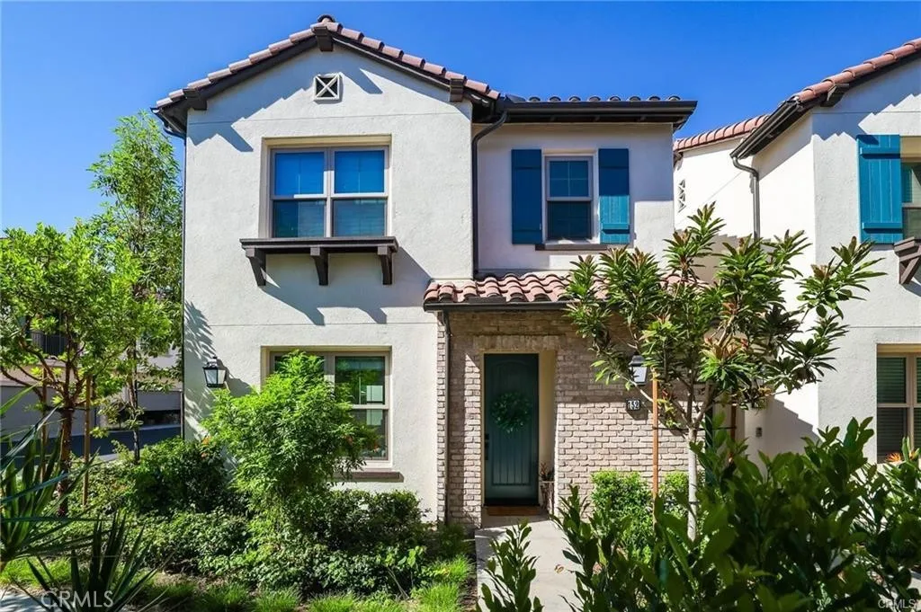 152 Newburry, Irvine, California 92618 home-pic-1
