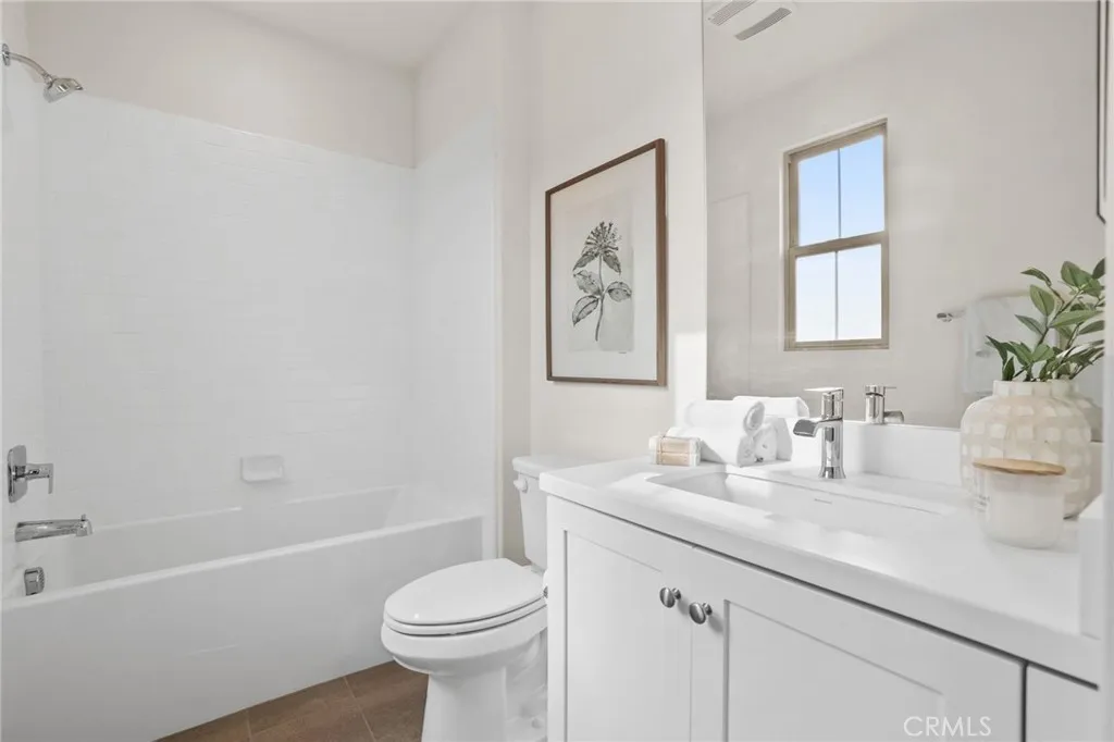 152 Newburry, Irvine, California 92618 home-pic-23