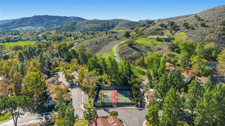 113 CC Aerial view of area