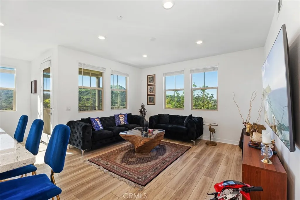 1100 Lasso Way 204, Rancho Mission Viejo, California 92675 home-pic-5
