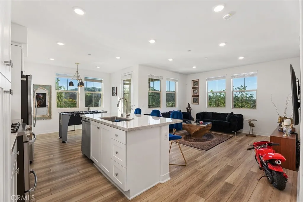 1100 Lasso Way 204, Rancho Mission Viejo, California 92675 home-pic-1