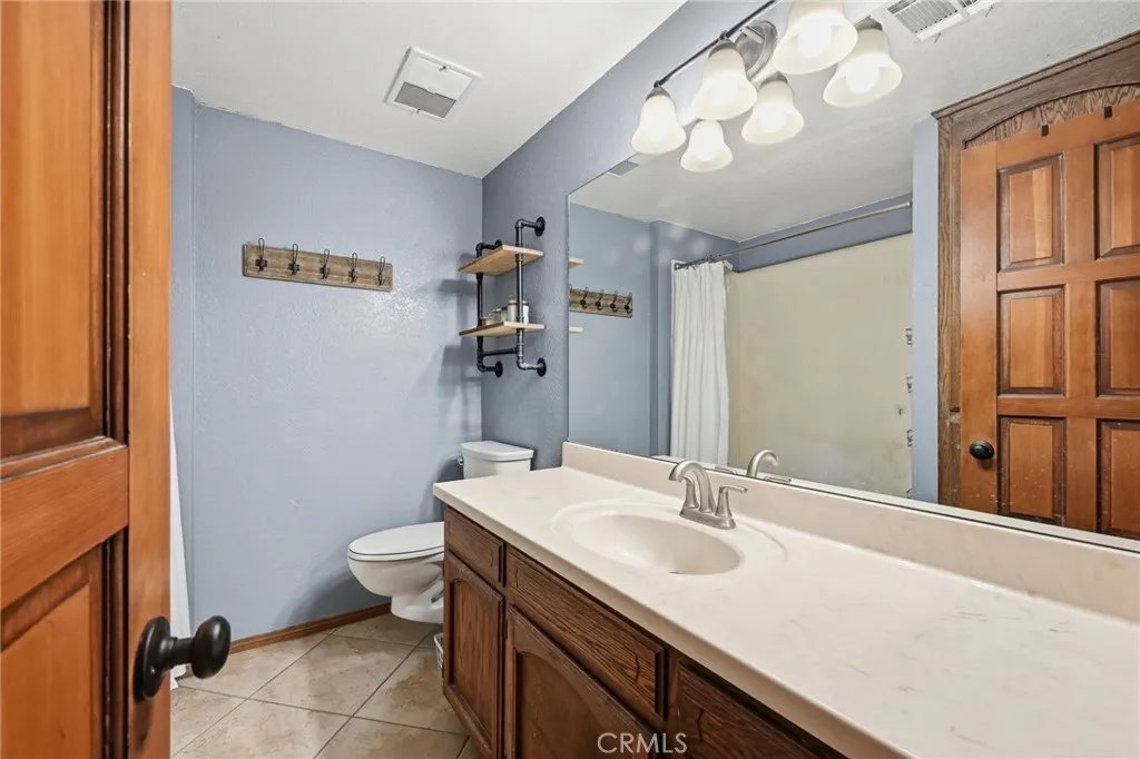 11135 Old Fashion, Riverside, California 92503 home-pic-24