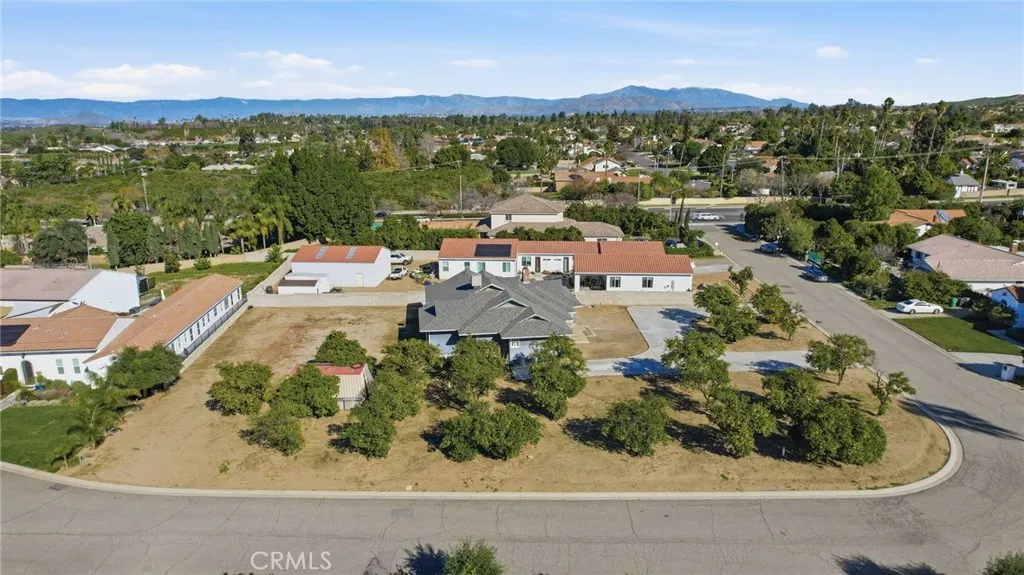 11135 Old Fashion, Riverside, California 92503 home-pic-41