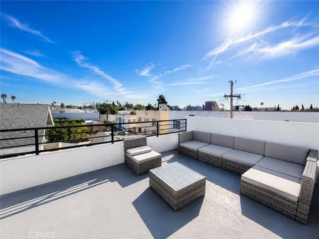 5336 Lemon Grove, Los Angeles, California 90038