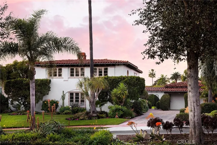 212 W Avenida Valencia, San Clemente, California 92672