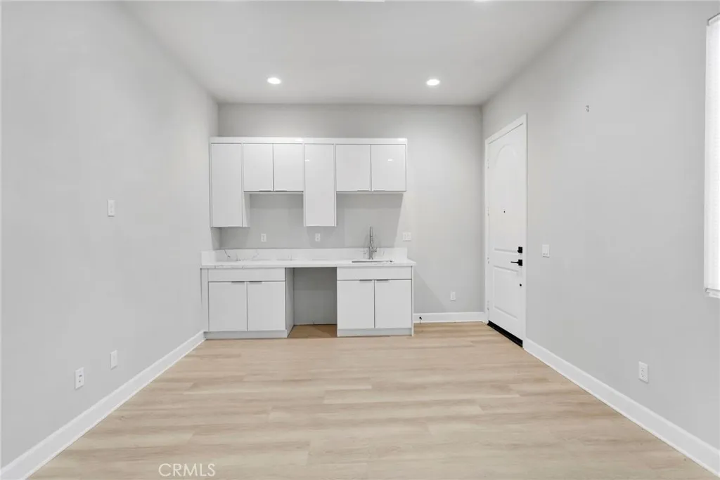 12925 Davona Dale, Apple Valley, California 92308 home-pic-24