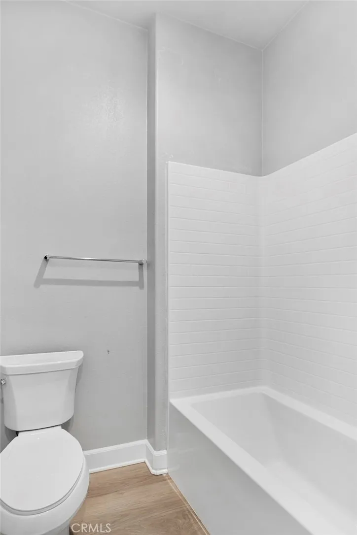 12925 Davona Dale, Apple Valley, California 92308 home-pic-35