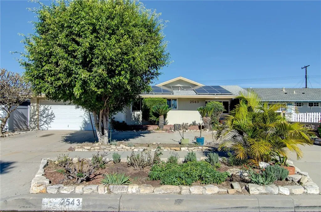 2543 E Locust, Orange, California 92867 home-pic-0