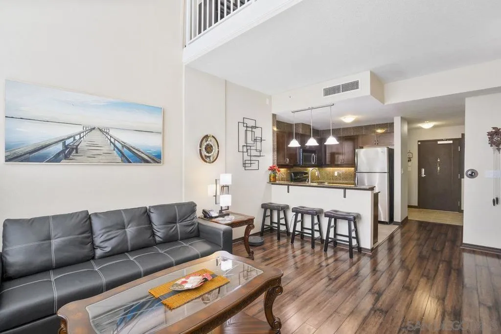 1240 India St 104, San Diego, California 92101 home-pic-8
