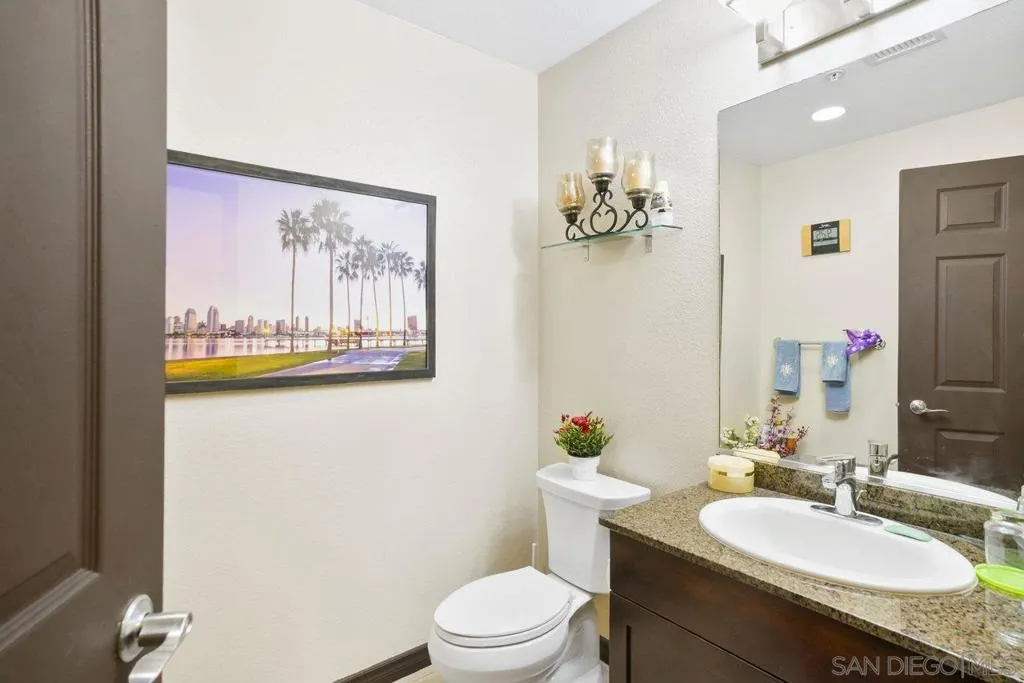 1240 India St 104, San Diego, California 92101 home-pic-13