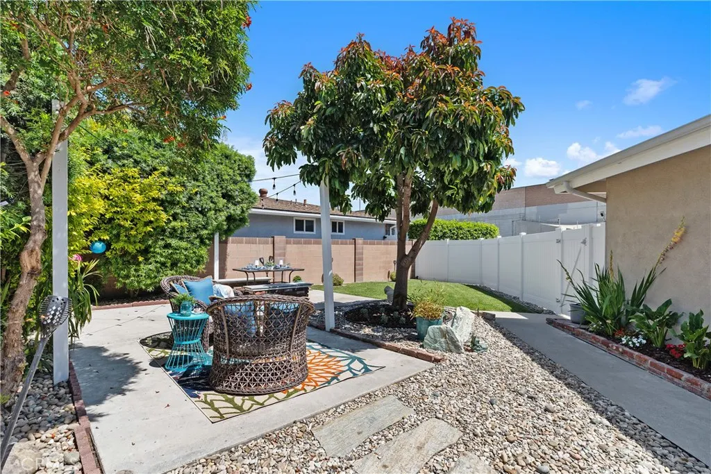 1837 N Studebaker Road, Long Beach, California 90815 home-pic-33