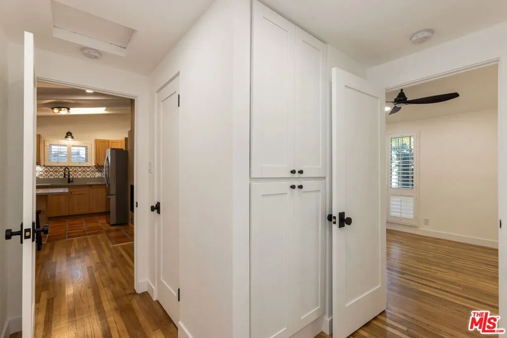 1881 Hackett Avenue, Long Beach, California 90815 home-pic-26