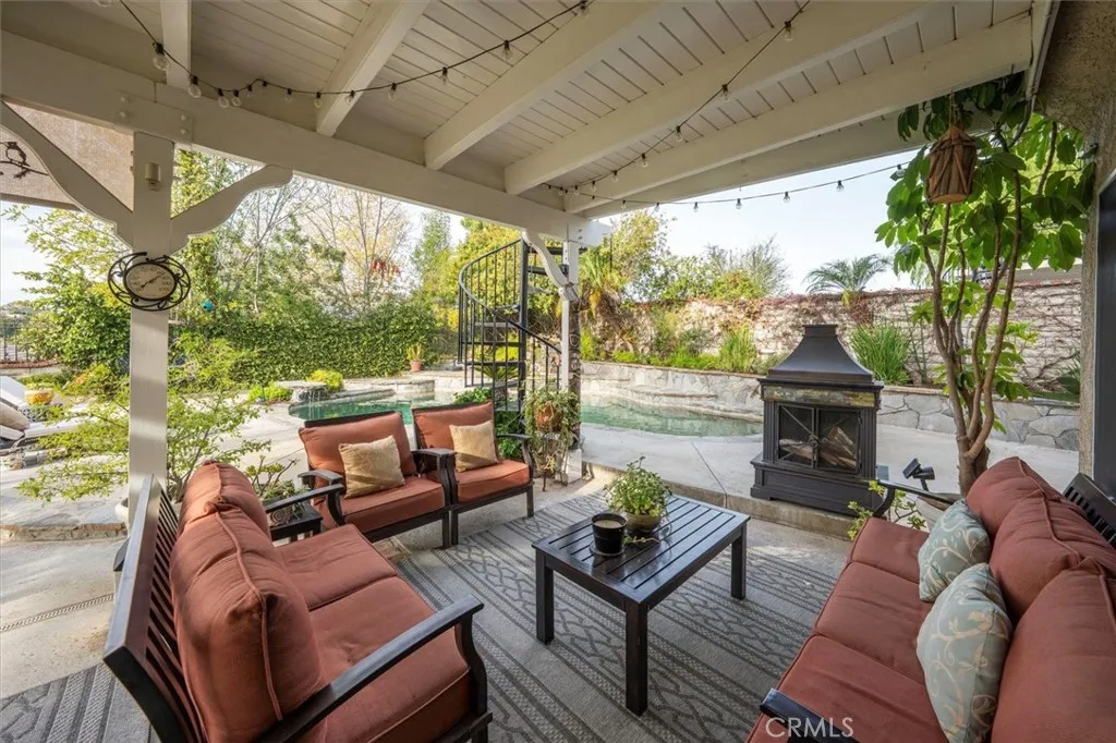 22507 Poplar Street, Saugus, California 91390 home-pic-21