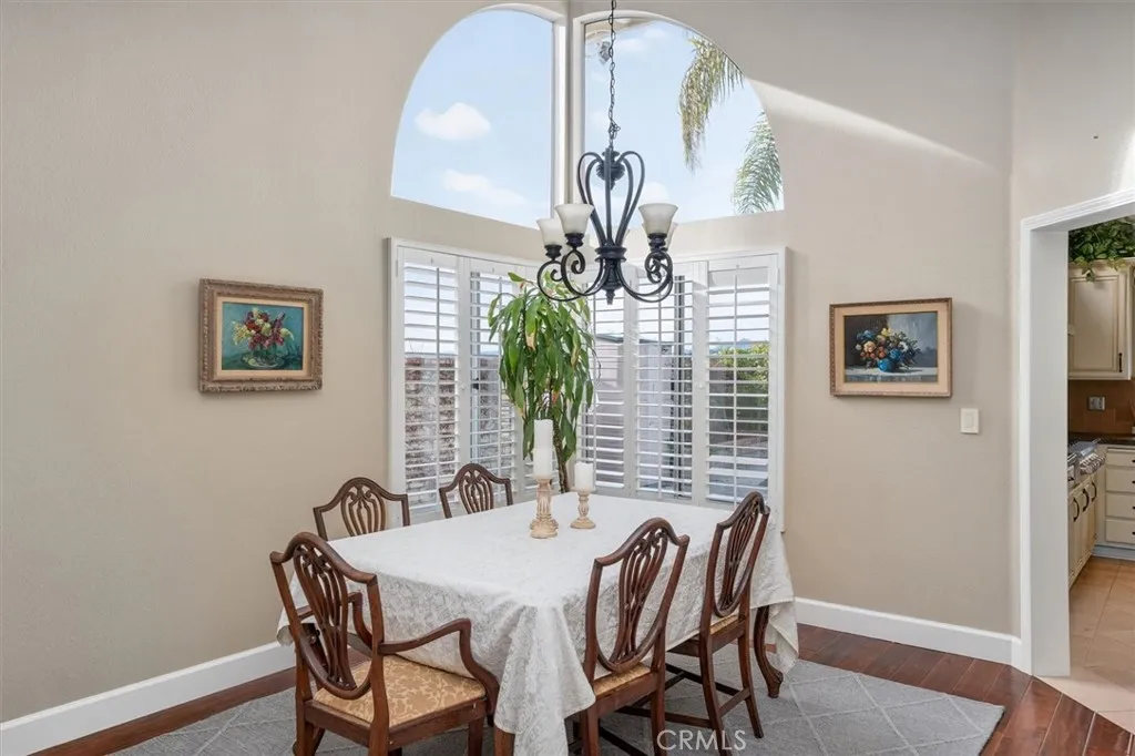 22507 Poplar Street, Saugus, California 91390 home-pic-7