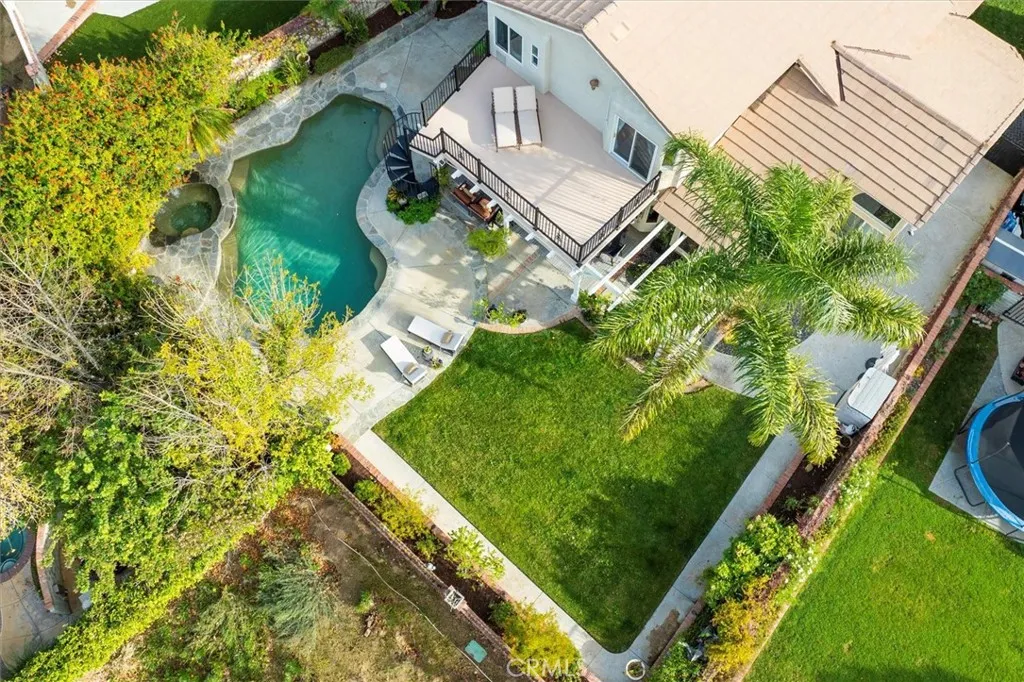22507 Poplar Street, Saugus, California 91390 home-pic-30