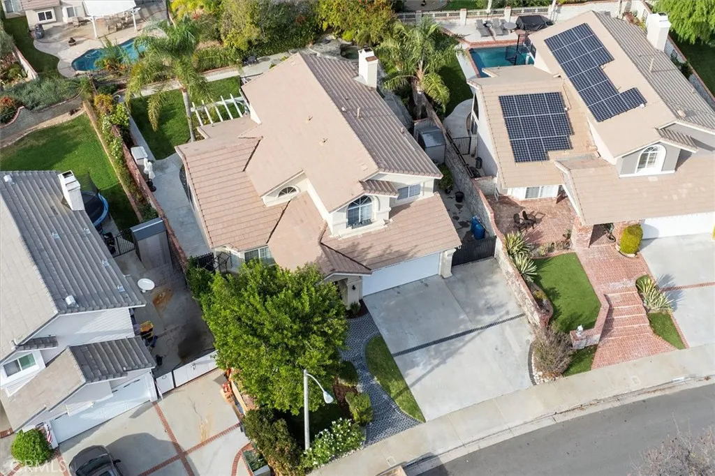 22507 Poplar Street, Saugus, California 91390 home-pic-48
