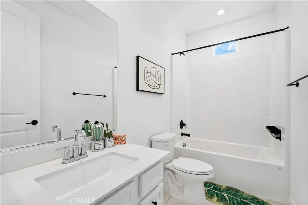 154 Keeper, Irvine, California 92618 home-pic-22