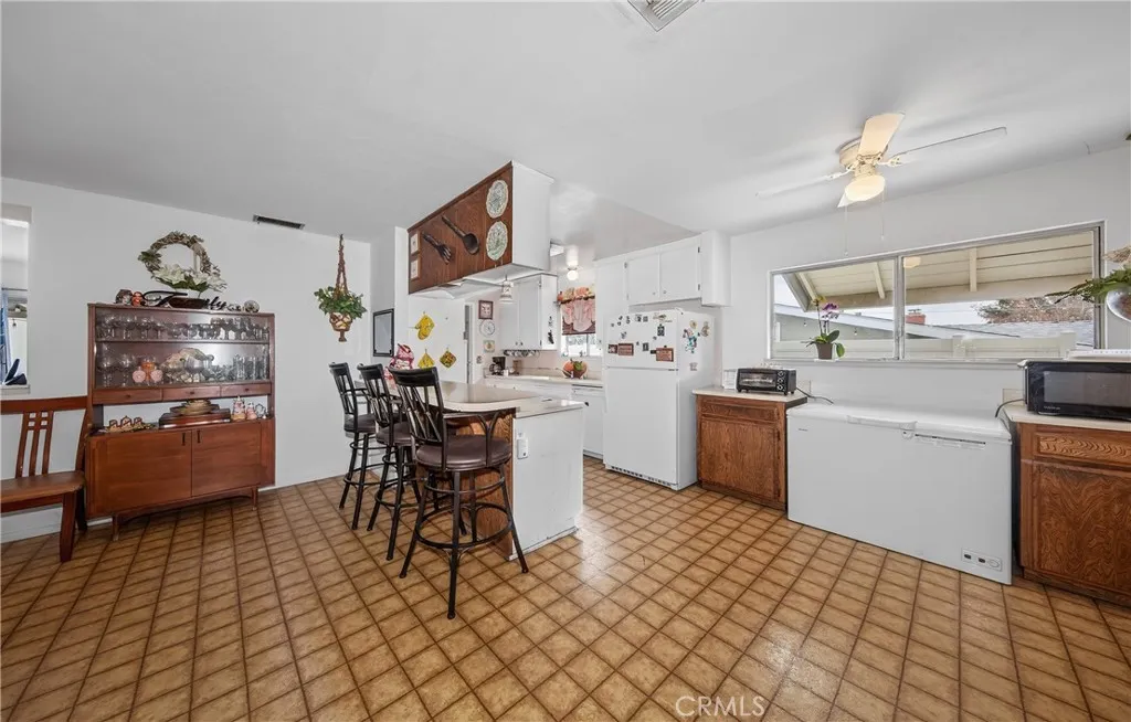 1193 W King, Banning, California 92220 home-pic-9