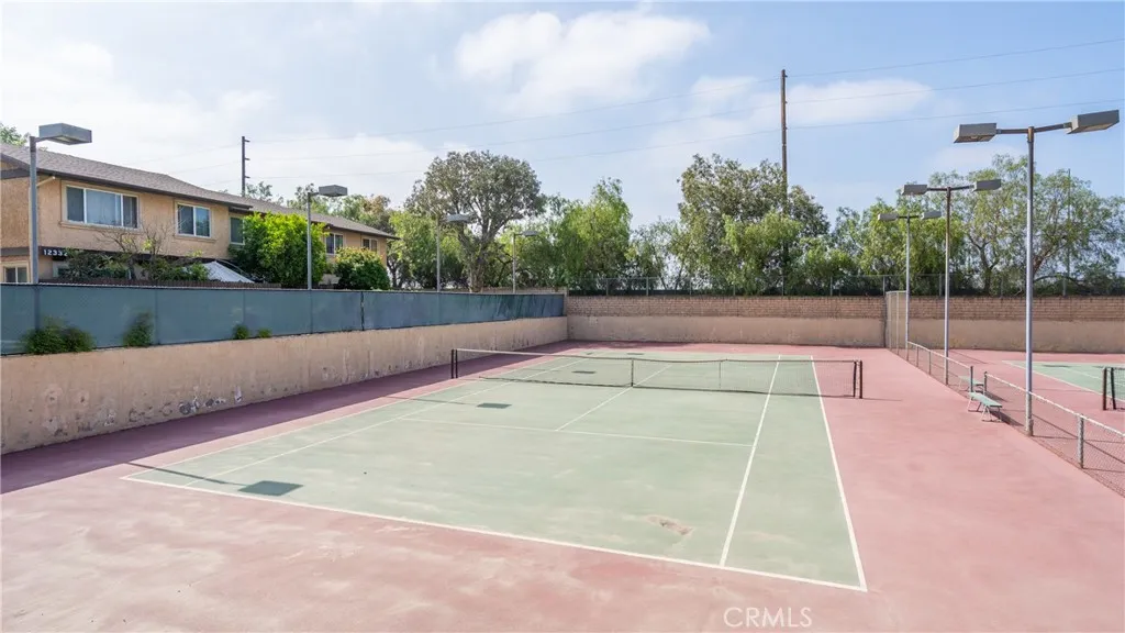 12302 Runnymede Street 4, North Hollywood, California 91605 home-pic-28