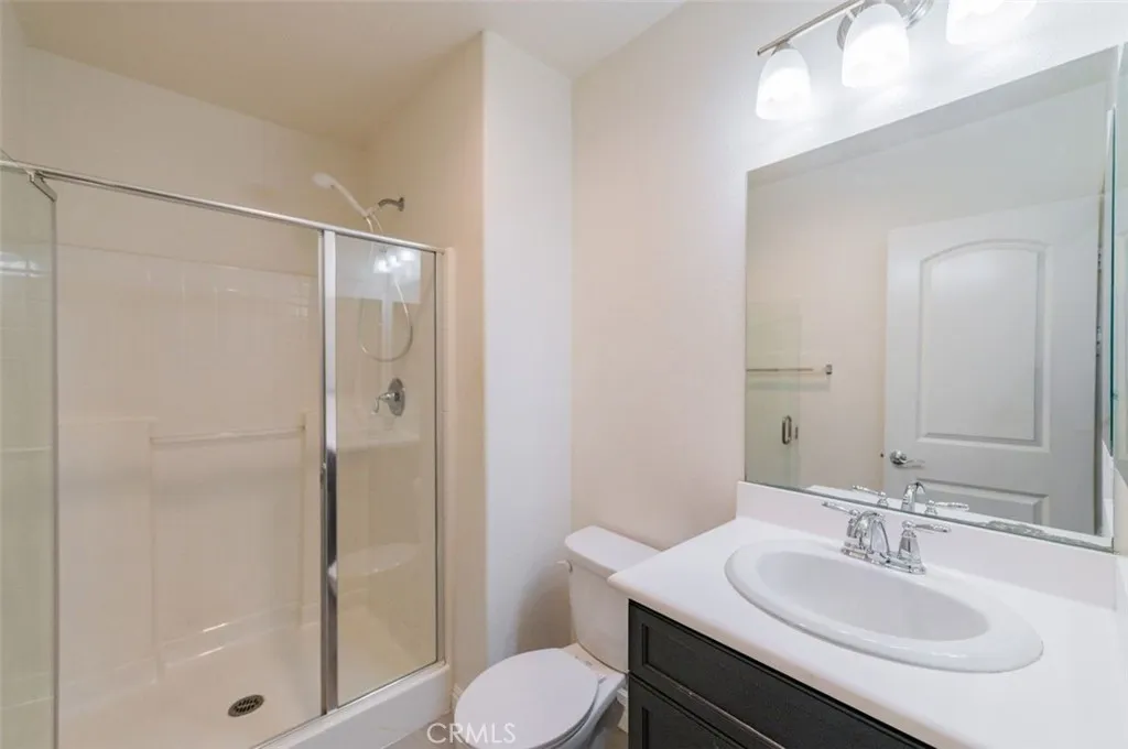 11533 Cambria Court, Chino, California 91710 home-pic-8