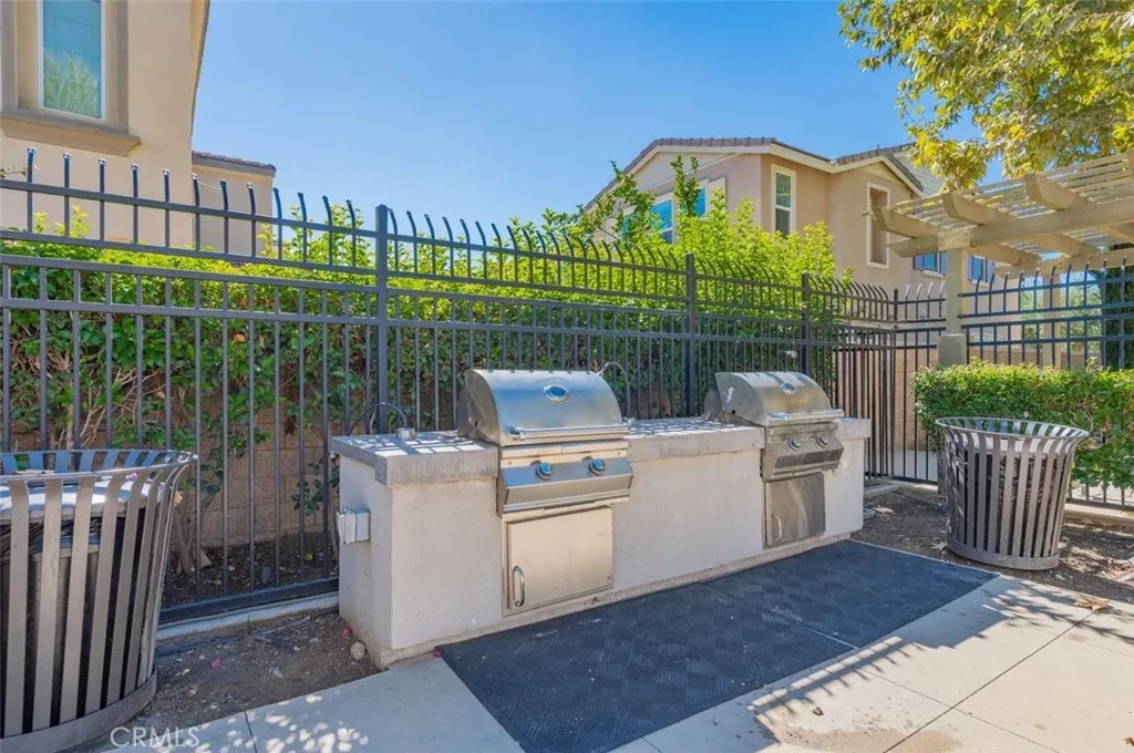 11533 Cambria Court, Chino, California 91710 home-pic-24