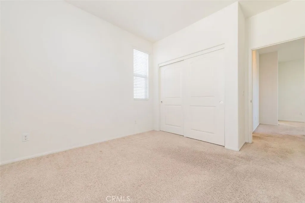 11533 Cambria Court, Chino, California 91710 home-pic-17
