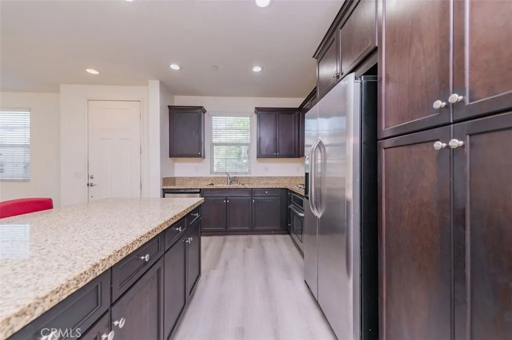 11533 Cambria Court, Chino, California 91710 home-pic-5