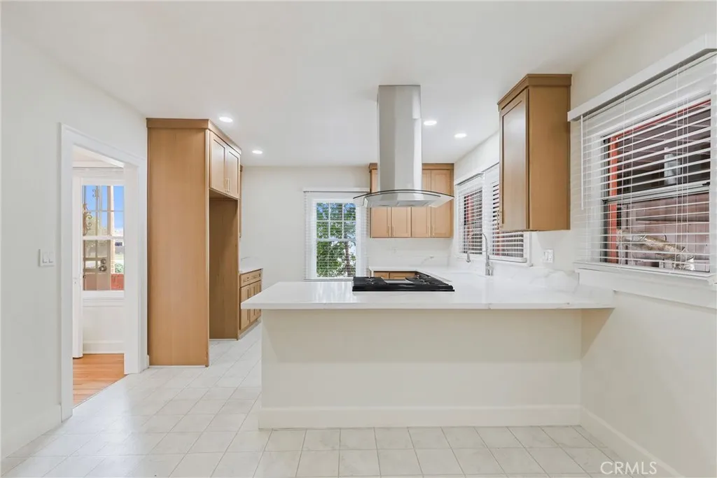 128 E Adams, Alhambra, California 91801 home-pic-16