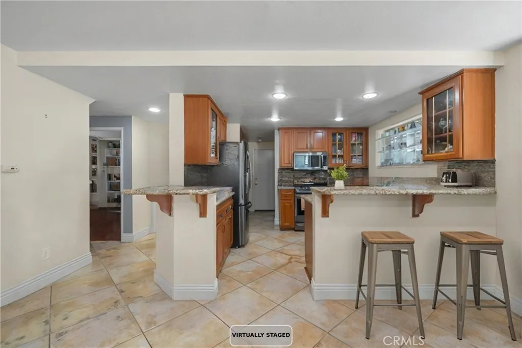 27712 Lonestar Place, Castaic, California 91384 home-pic-12