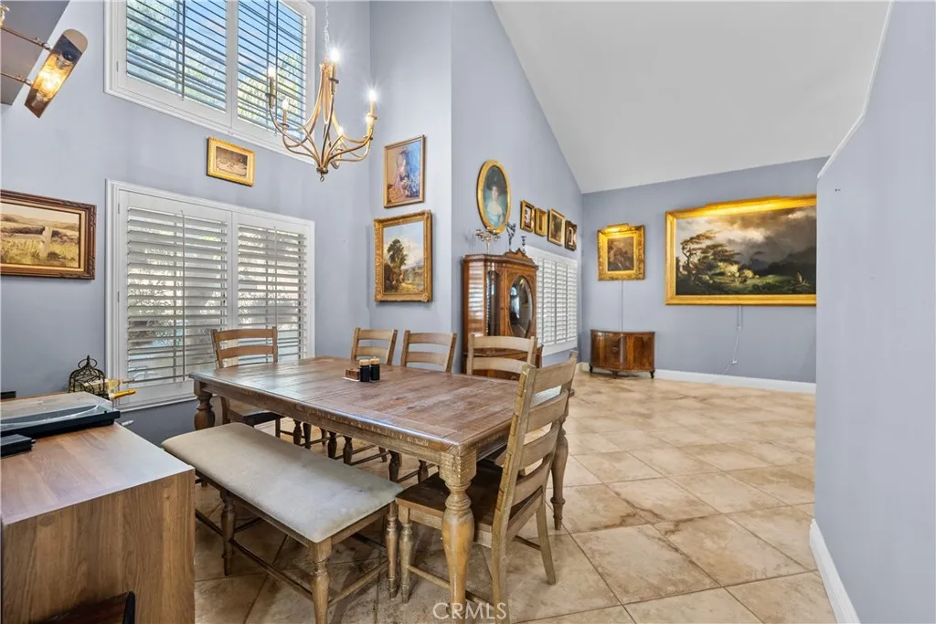27712 Lonestar Place, Castaic, California 91384 home-pic-6