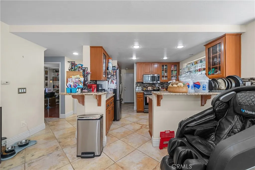 27712 Lonestar Place, Castaic, California 91384 home-pic-11