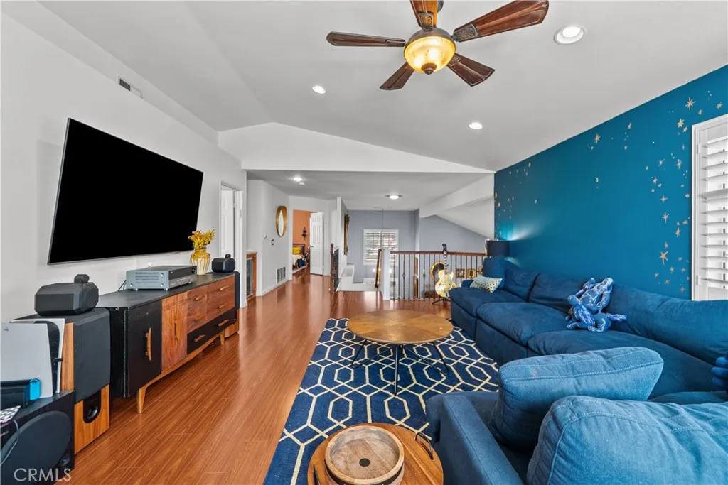 27712 Lonestar Place, Castaic, California 91384 home-pic-17
