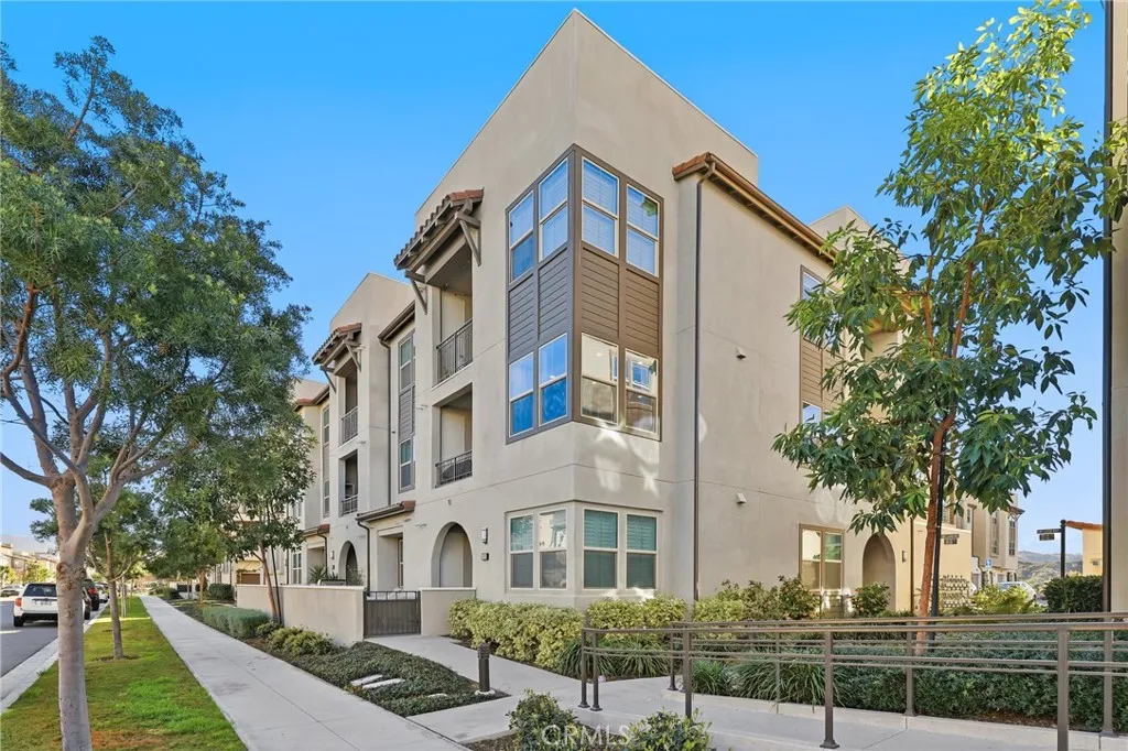 1301 Lasso Way 205, Rancho Mission Viejo, California 92694 home-pic-1