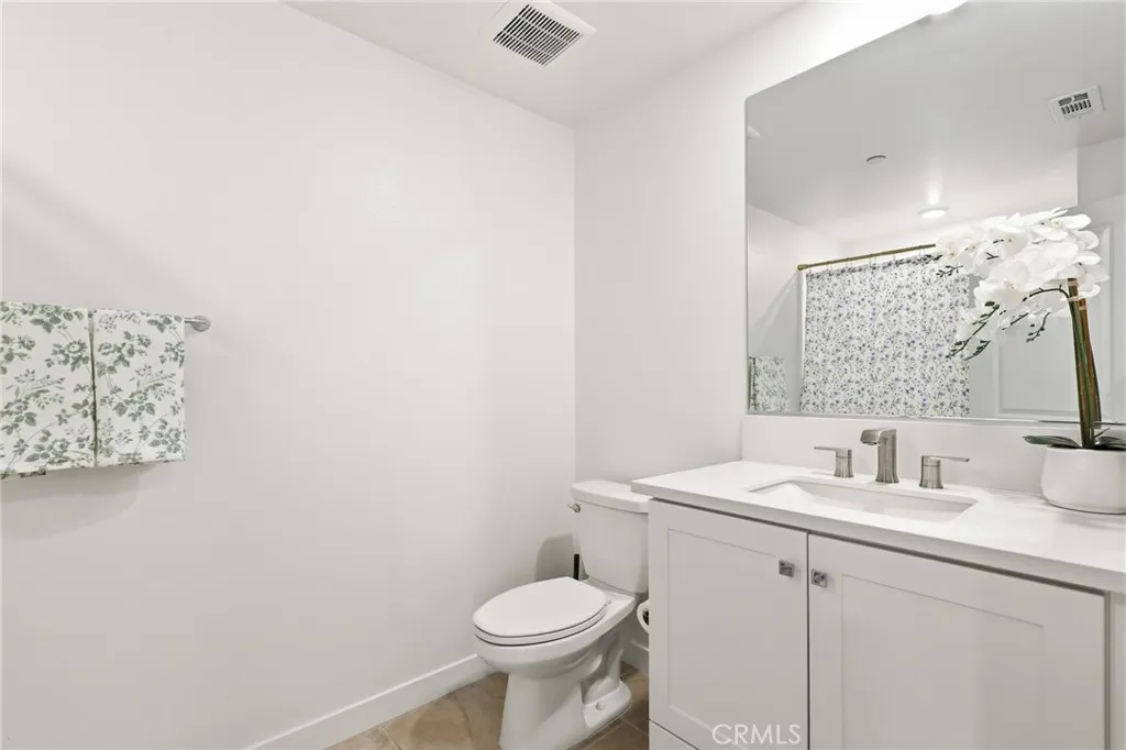 1301 Lasso Way 205, Rancho Mission Viejo, California 92694 home-pic-16
