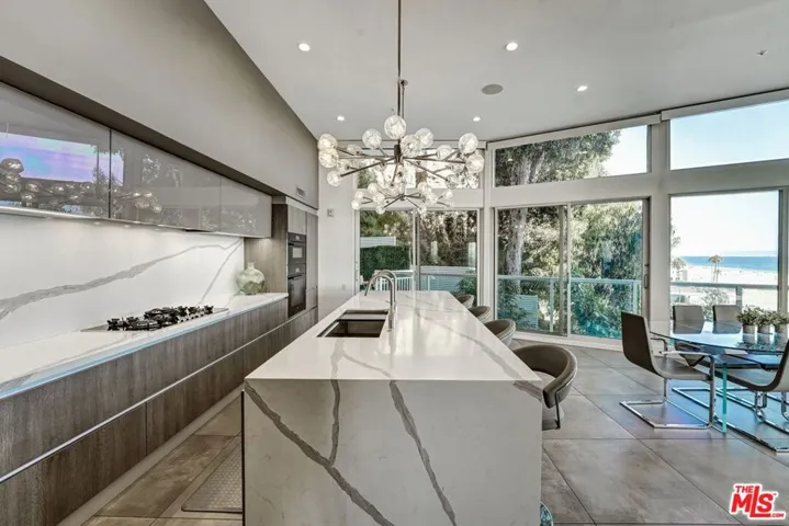 101 Ocean Avenue A100, Santa Monica, California 90402