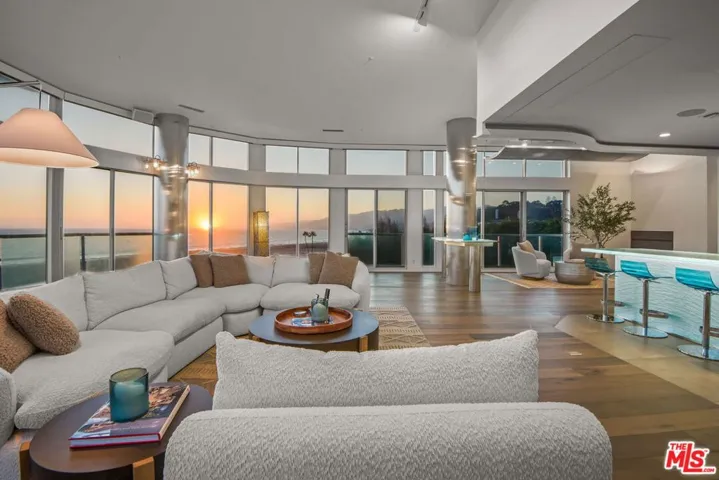 101 Ocean Avenue A100, Santa Monica, California 90402
