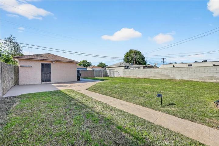 13339 Crocker, Los Angeles, California 90061