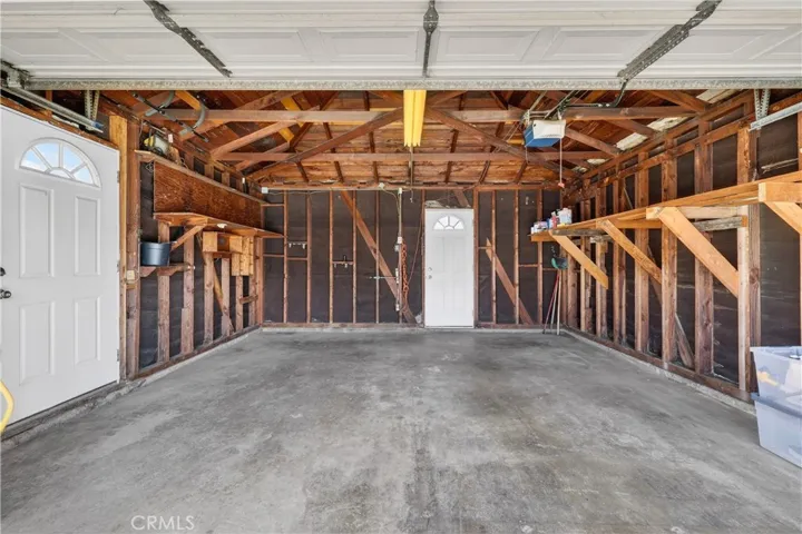 13339 Crocker, Los Angeles, California 90061