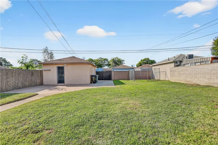 13339 Crocker, Los Angeles, California 90061