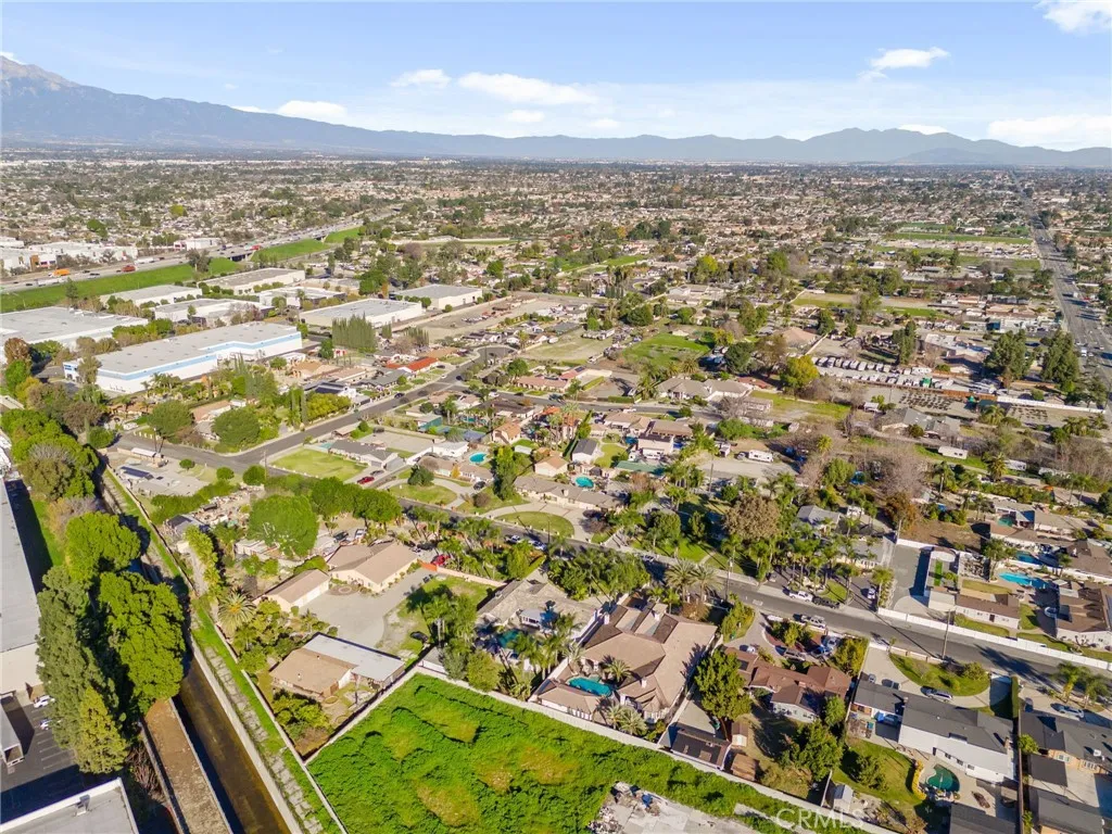 12818 Mckinley, Chino, California 91710 home-pic-56