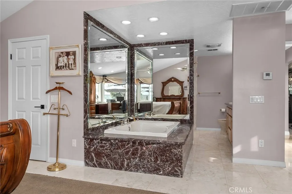 12818 Mckinley, Chino, California 91710 home-pic-25